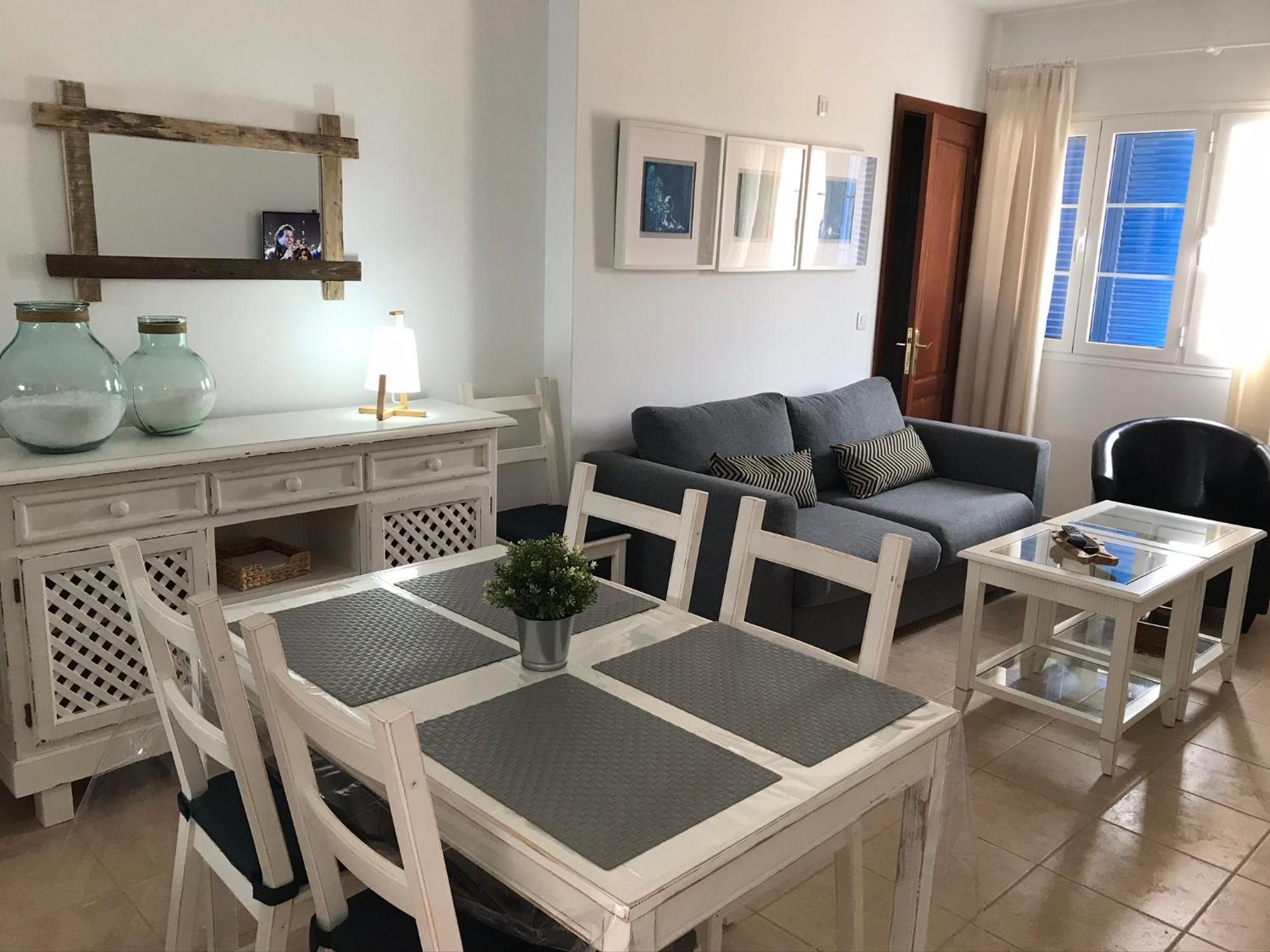 Apartamentos Burgao Caleta de Sebo Exteriör bild